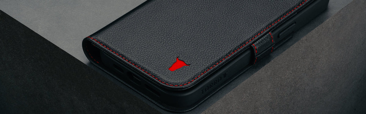 TORRO Case Compatibel met iPhone 15 - Premium lederen portemonneehoes met standaard en kaartsleuven (Zwart TORRO Case Compatibel met iPhone 15 - Premium lederen portemonneehoes met standaard en kaartsleuven (Zwart
