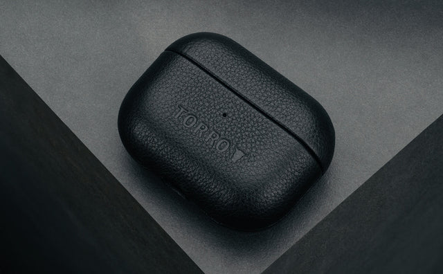 Leren Apple AirPods Pro Hoesje (2e en 1e generatie) Feature Focus