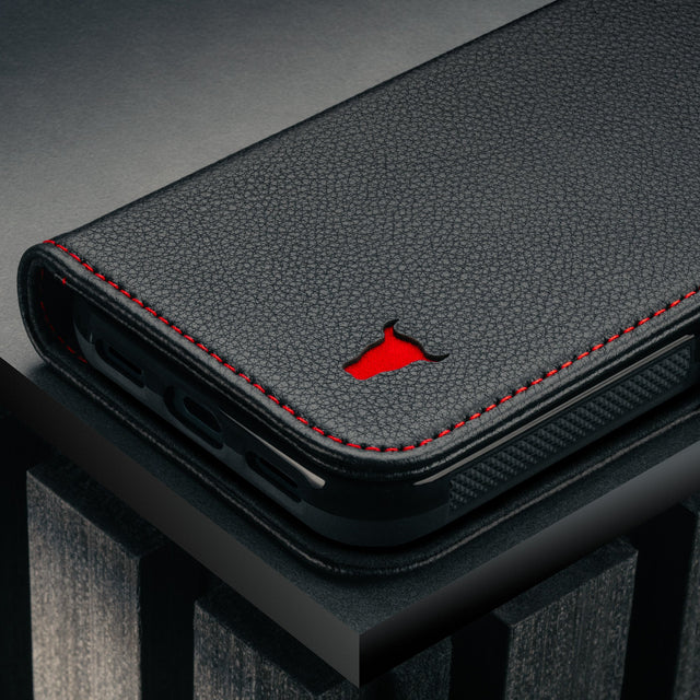 Black with Red Detail Leather Cse for Google Pixel 10 / 10 Pro.