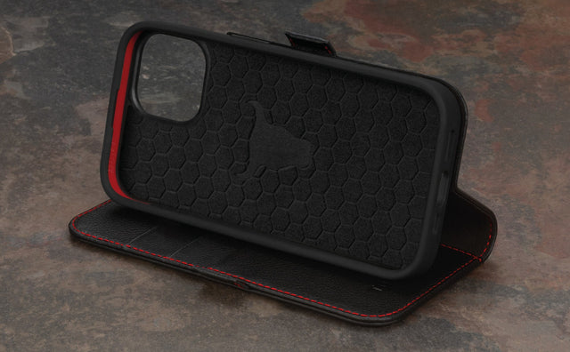 iPhone 15 Leren Hoesje (met standaardfunctie) Feature Focus