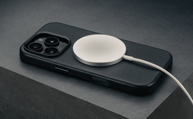 iPhone 16 Pro Max Leren Hoesje (MagSafe) Feature Focus